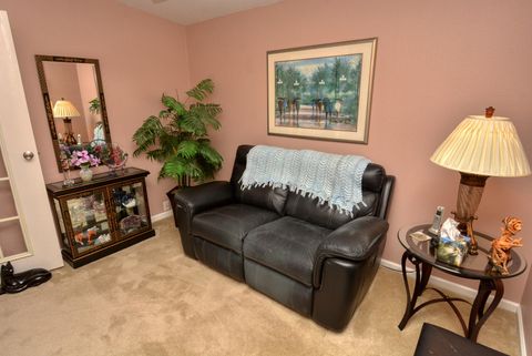 A home in Port Saint Lucie