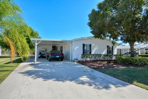 A home in Port Saint Lucie