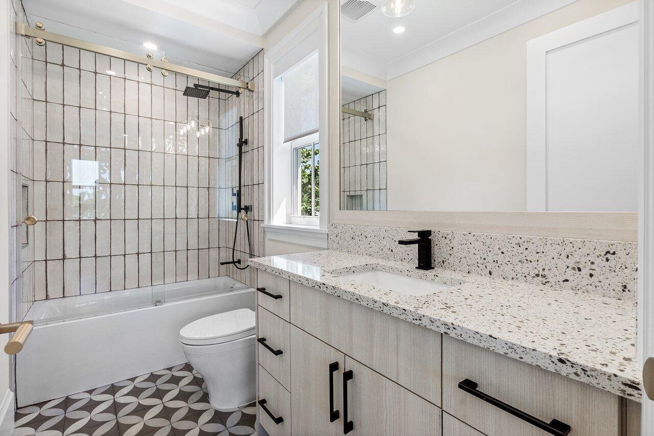 CHAPEL HILL - Residential