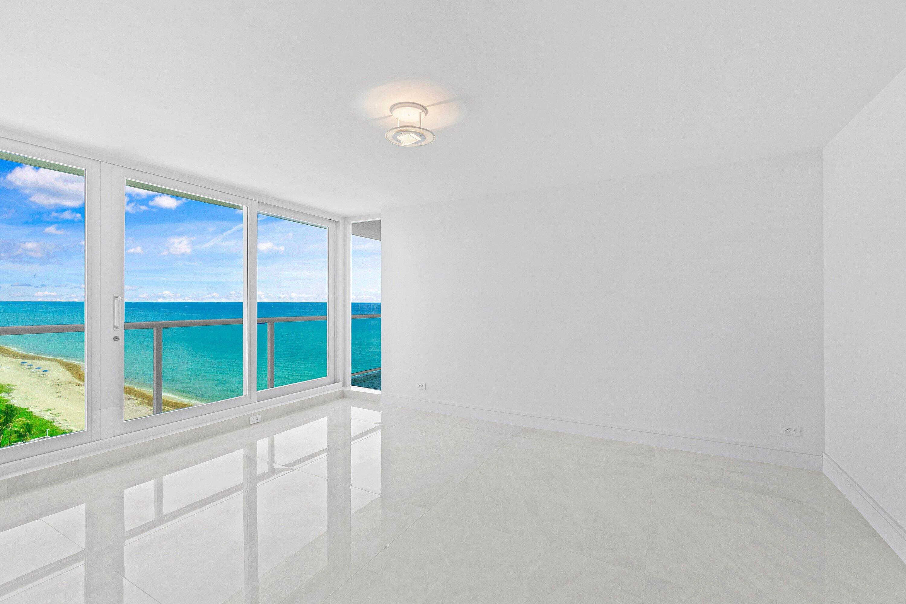 VILLA NOVA CONDO - Residential