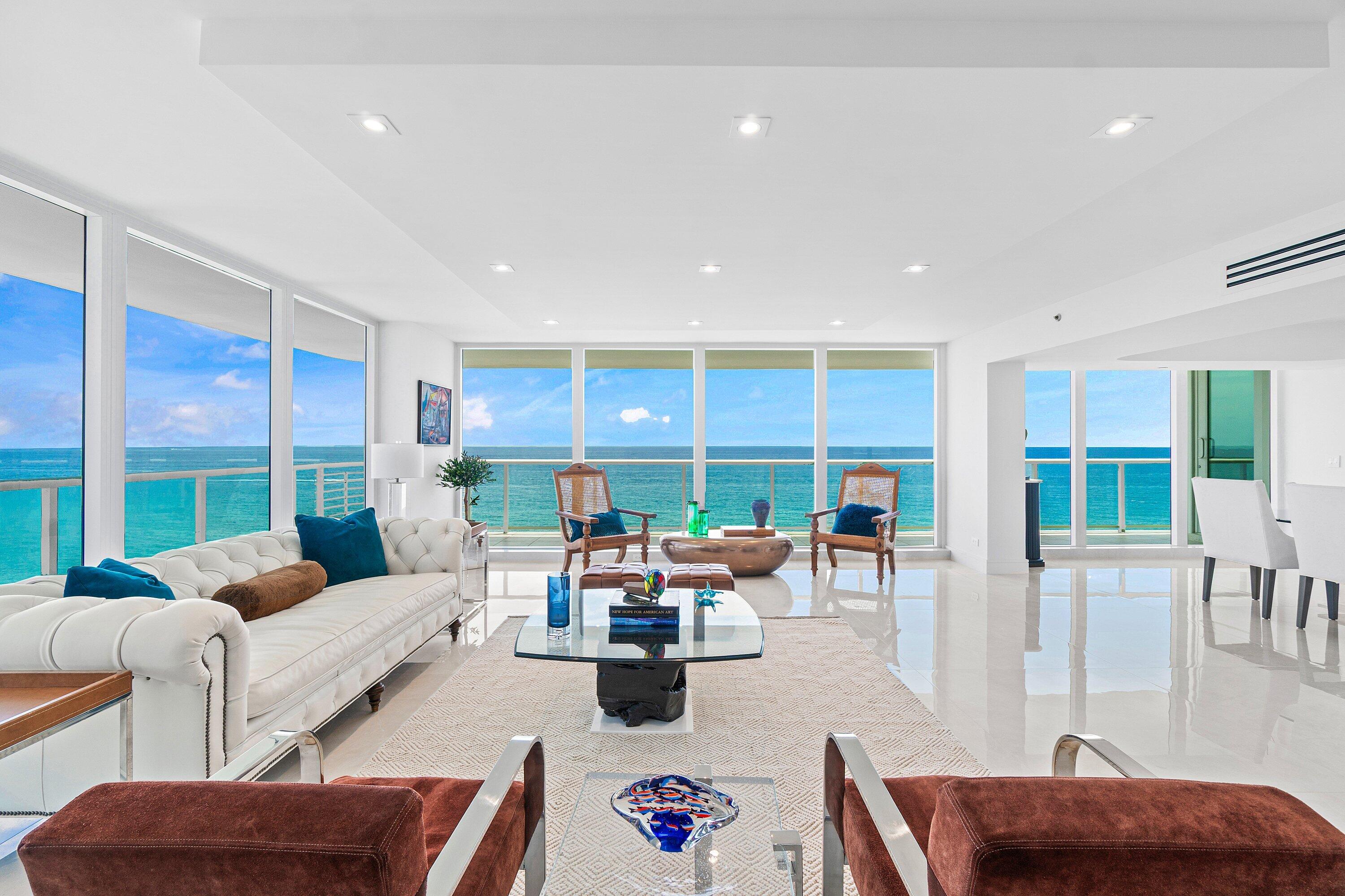 VILLA NOVA CONDO - Residential