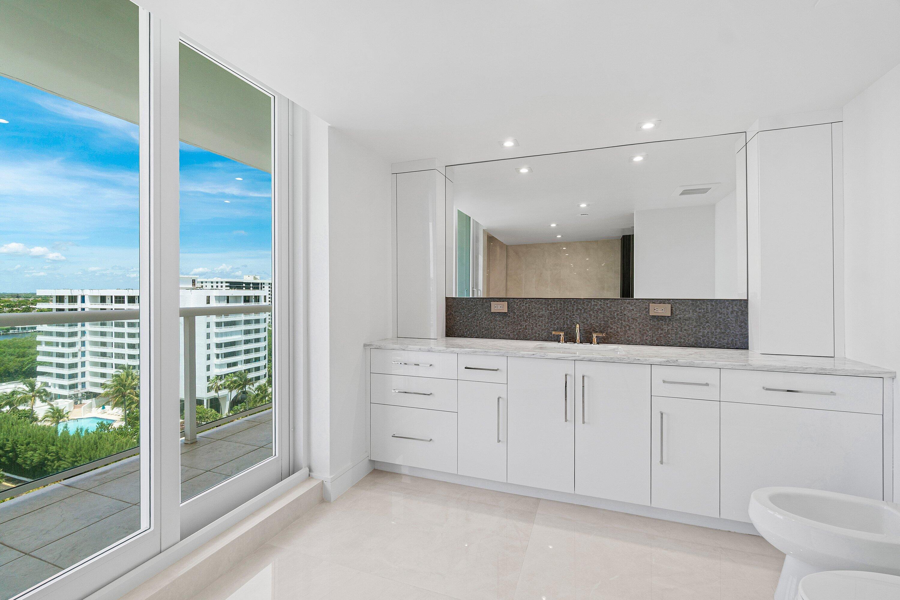 VILLA NOVA CONDO - Residential