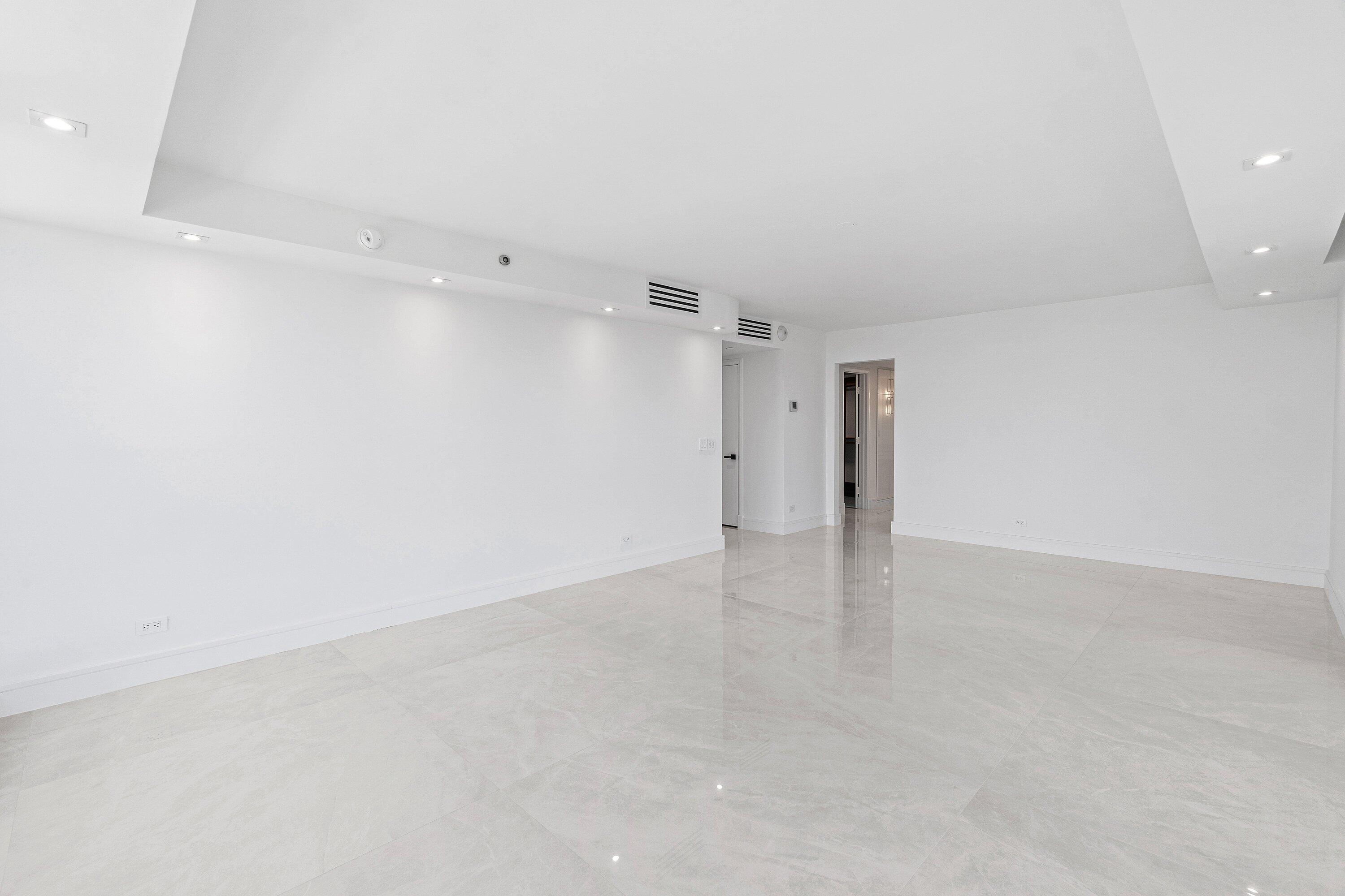 VILLA NOVA CONDO - Residential