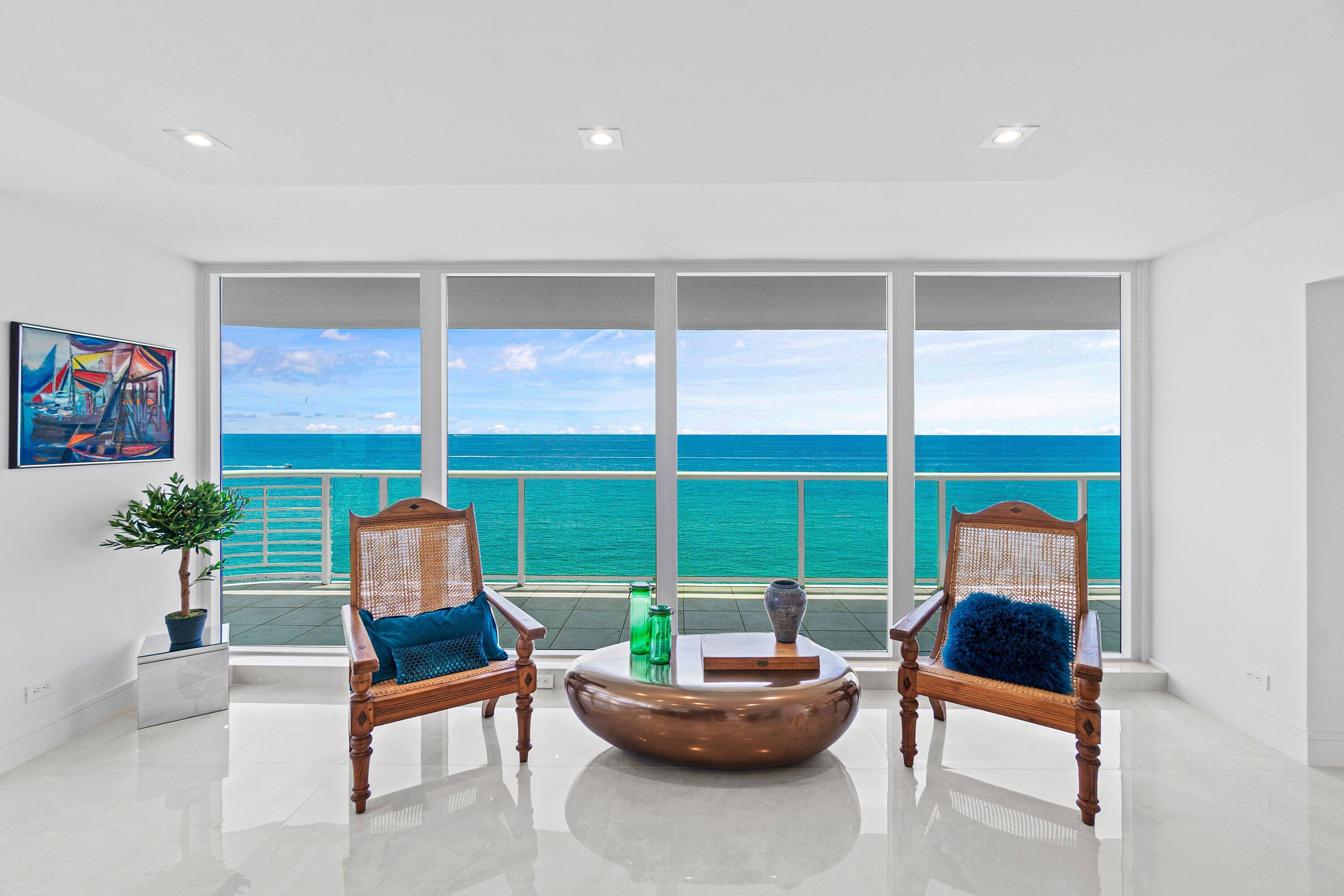 VILLA NOVA CONDO - Residential