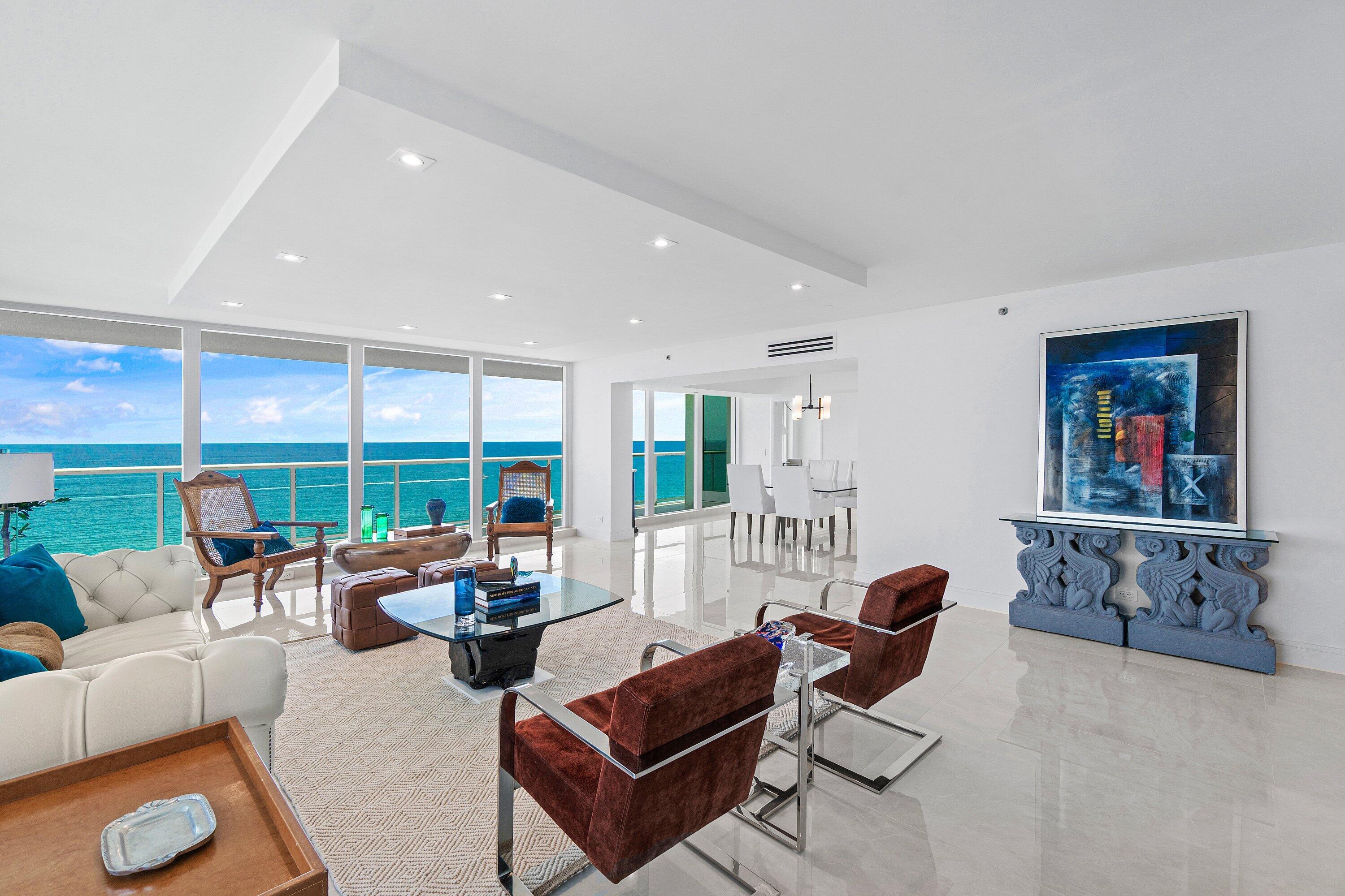 VILLA NOVA CONDO - Residential