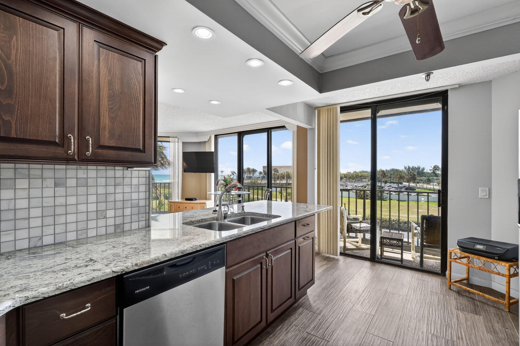 PRINCESS OF HUTCHINSON ISLAND - Residential Lease