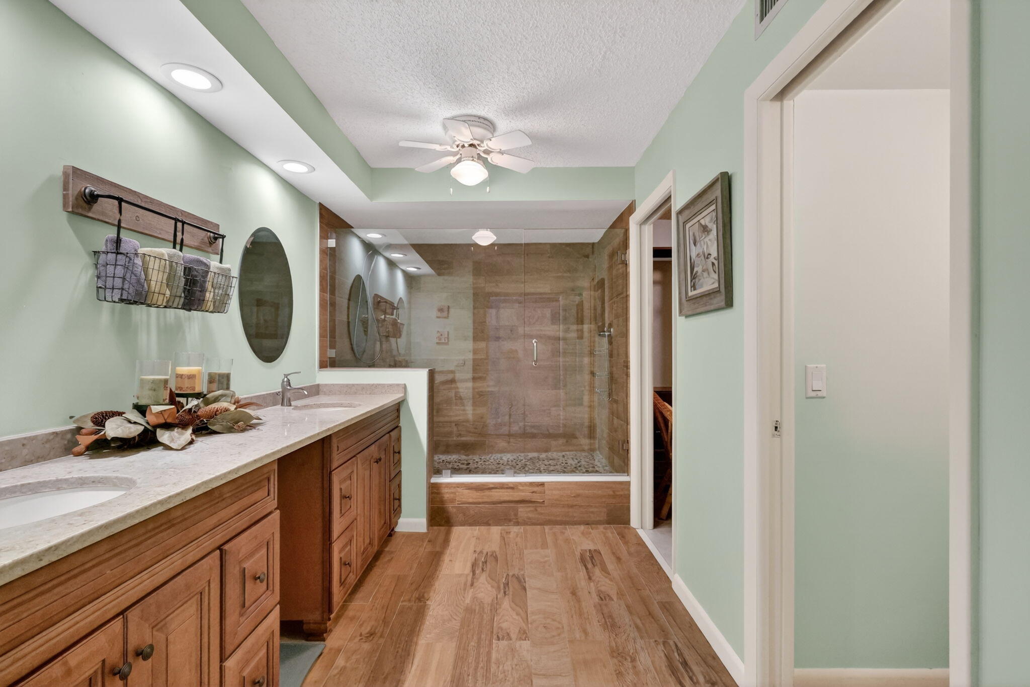 PRINCESS OF HUTCHINSON ISLAND - Residential Lease
