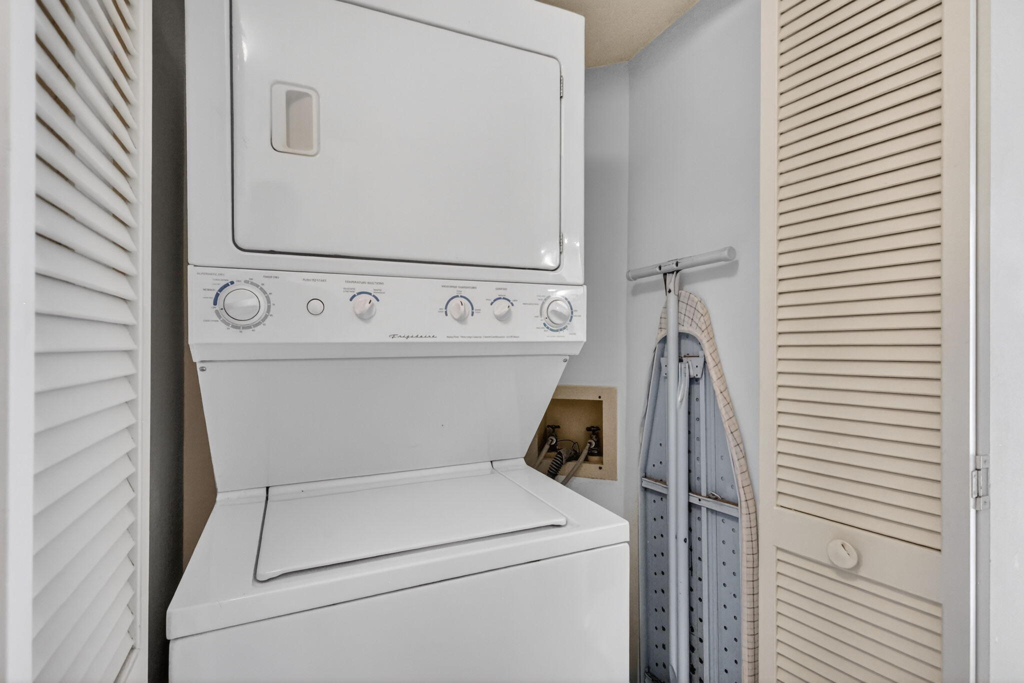 PRINCESS OF HUTCHINSON ISLAND - Residential Lease