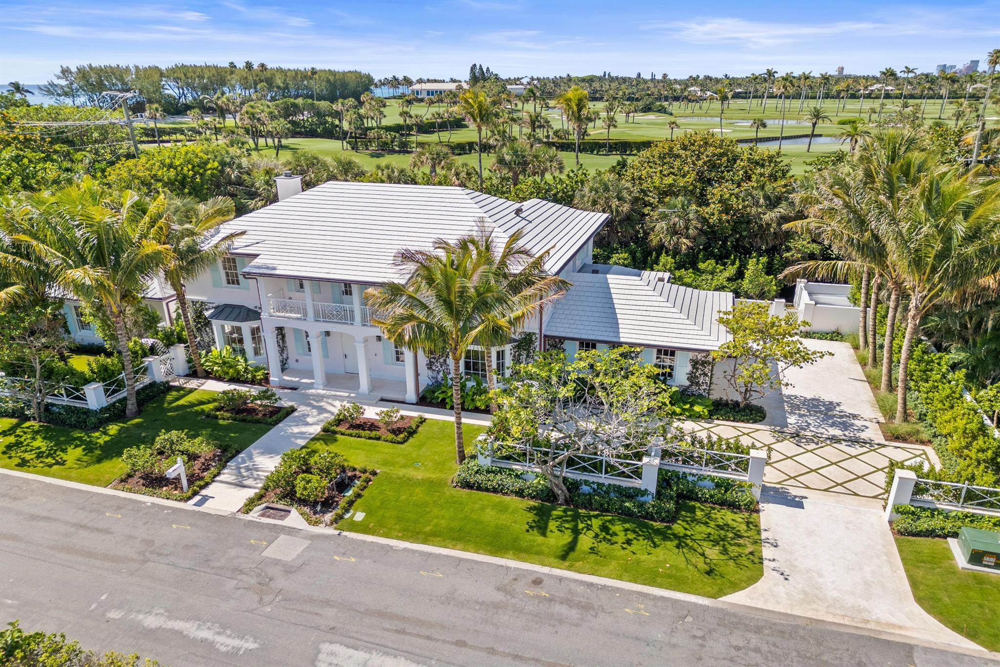 200 Bahama Lane