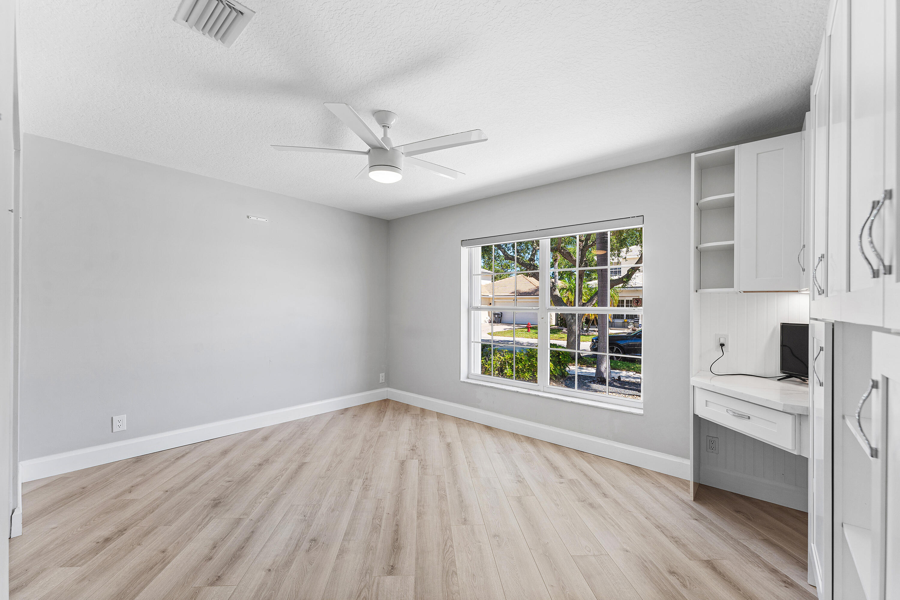 LANTERN KEY - Residential