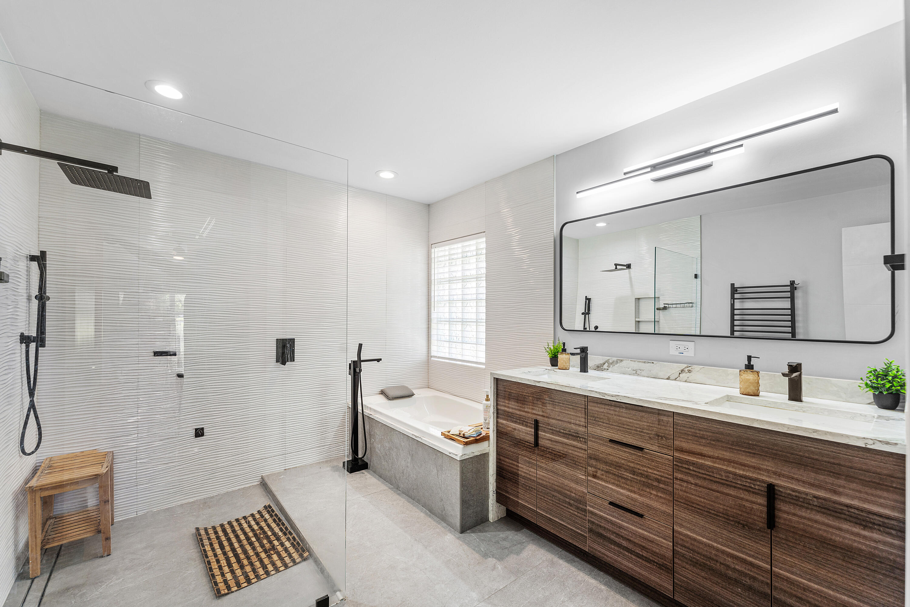 LANTERN KEY - Residential