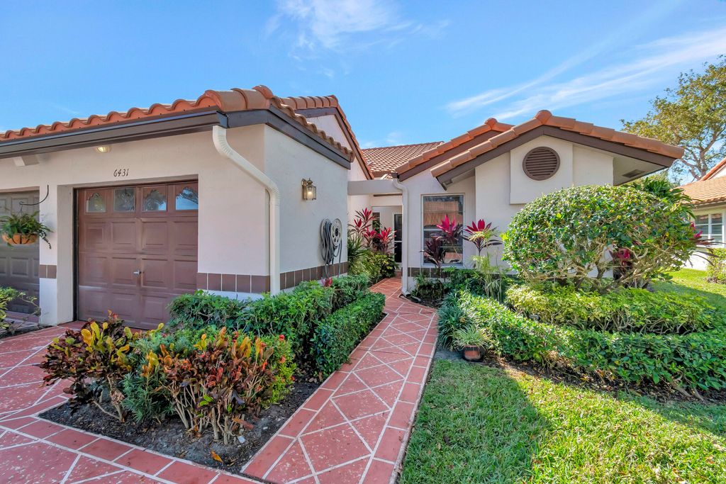 Photo of 6431 Pointe Pleasant Circle #B, Delray Beach, FL 33446 (MLS # R10960616)