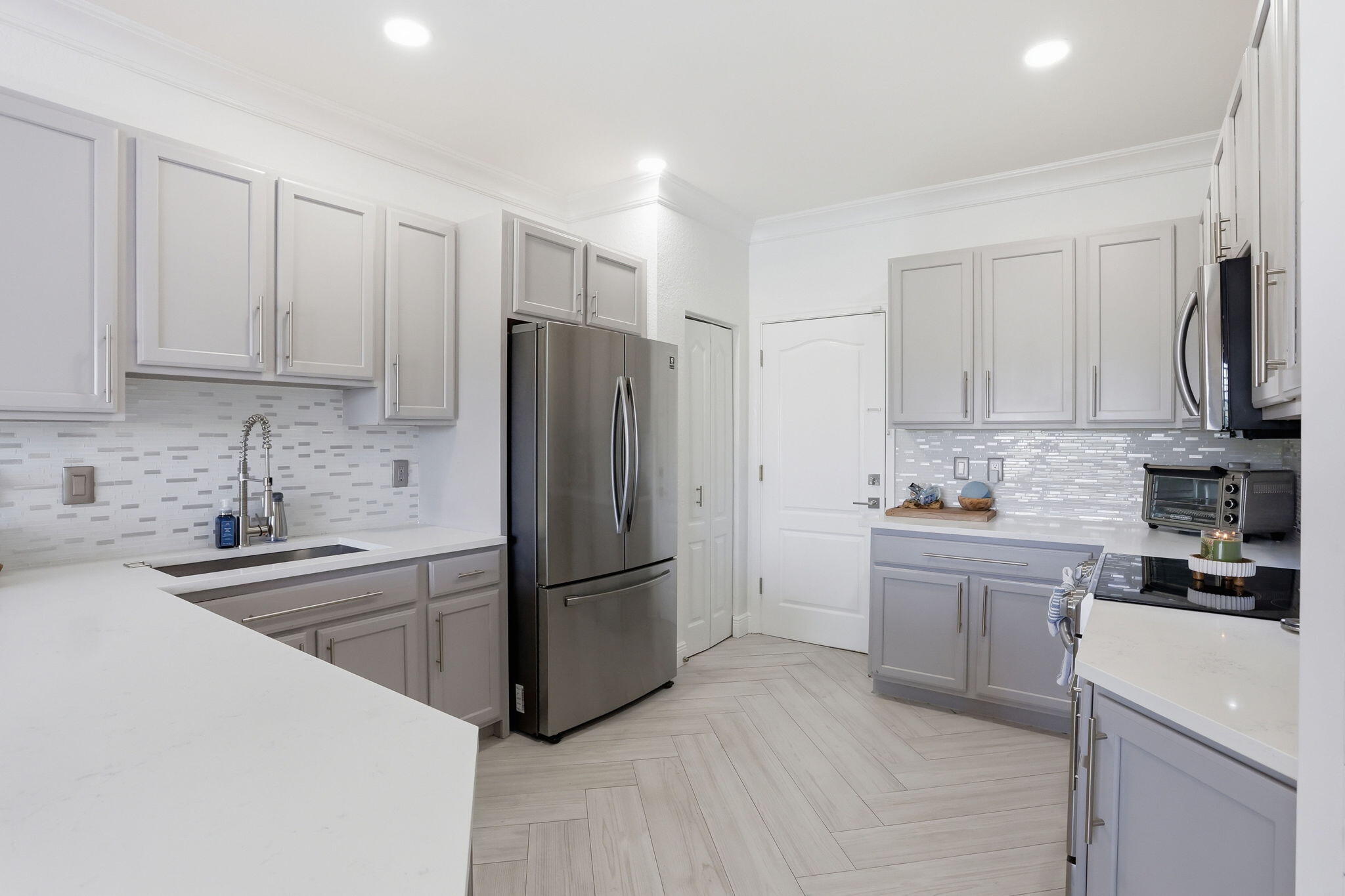 VERONA PALMS - Residential