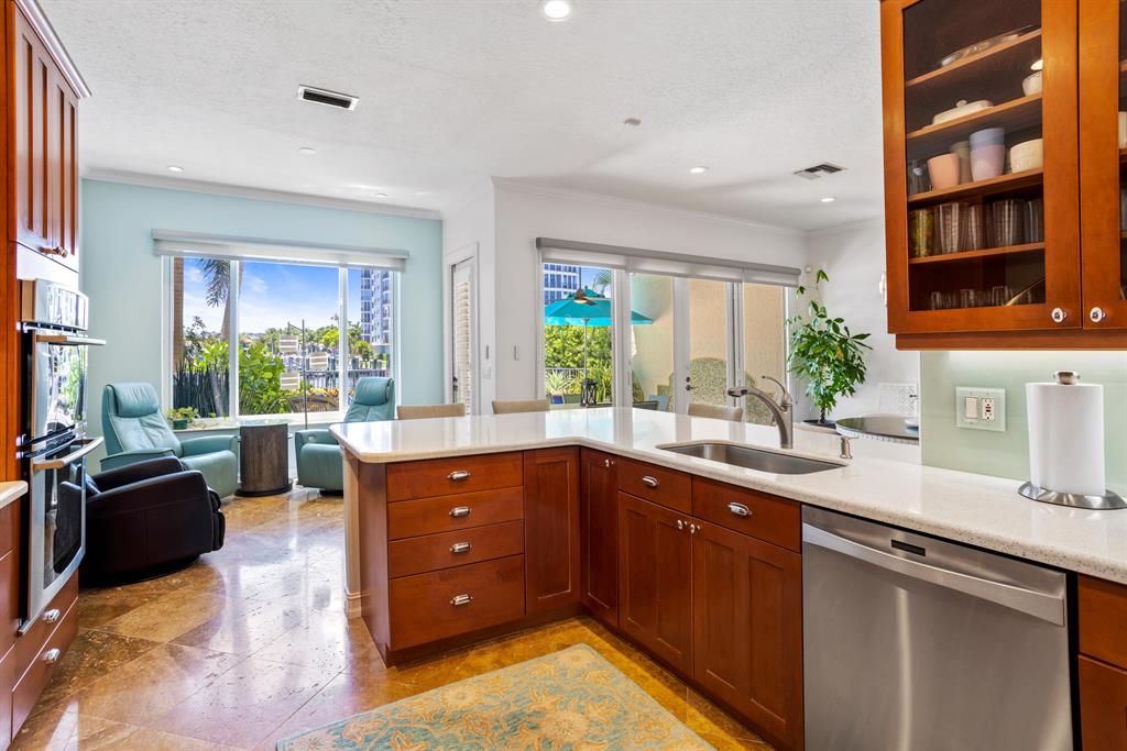 VIA MARINA - Residential