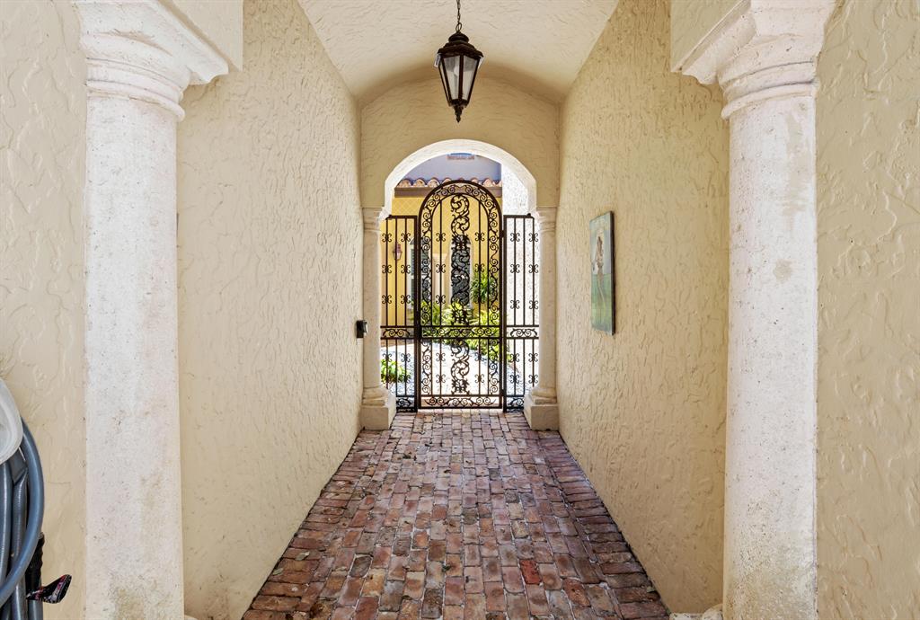 VIA MARINA - Residential