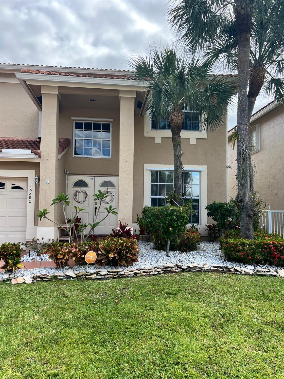 BOCA CHASE TR 9 E - Residential Lease
