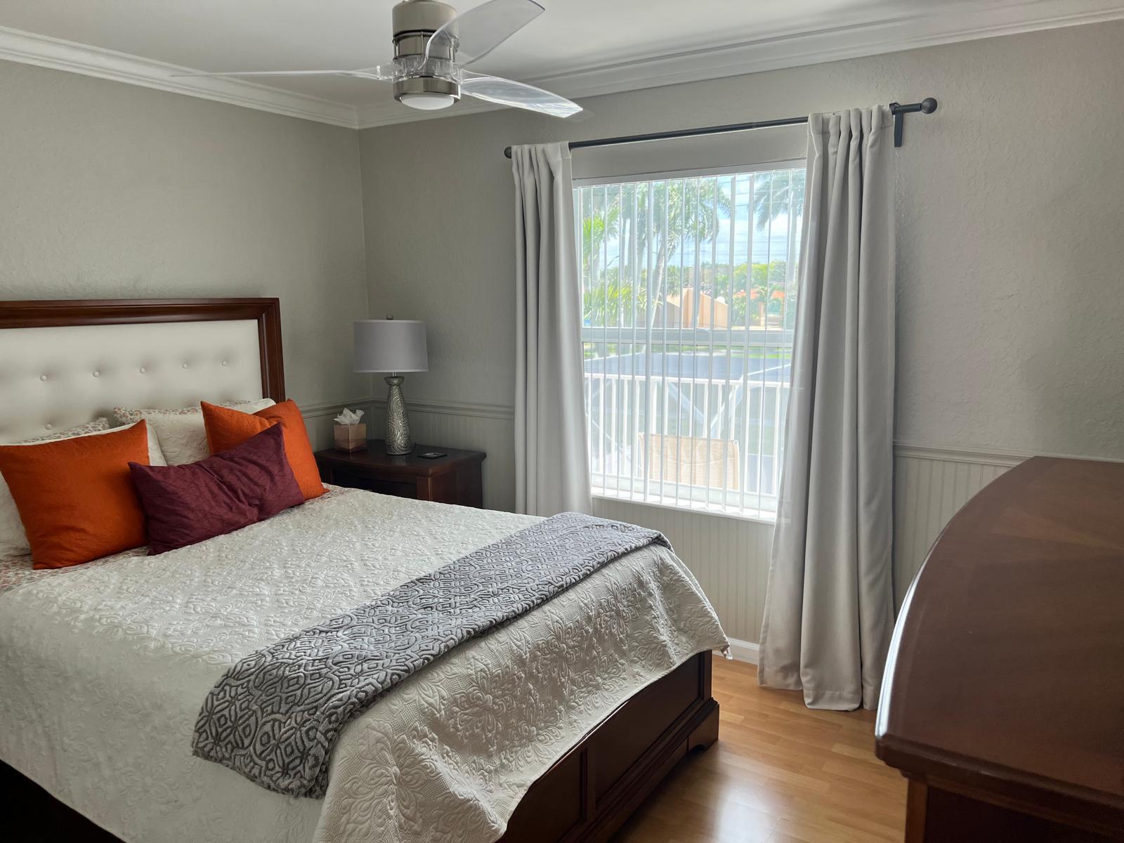 BOCA CHASE TR 9 E - Residential Lease