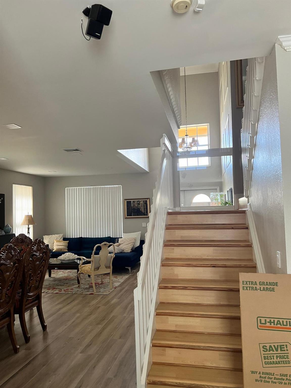 BOCA CHASE TR 9 E - Residential Lease