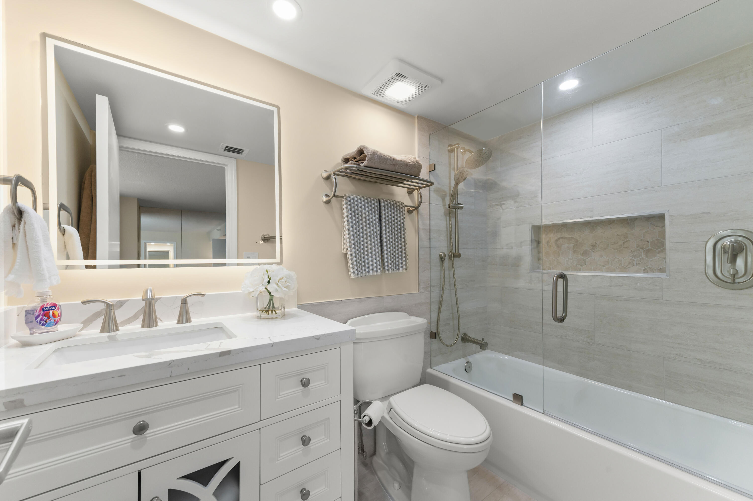 THIRTY SIX HUNDRED OCEAN CONDO - Residential