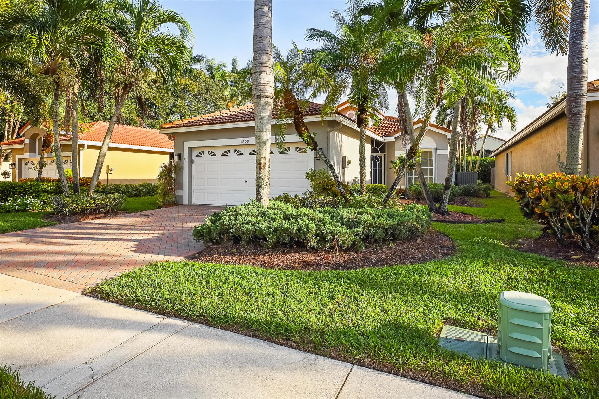 INDIAN HILLS 1 - Residential