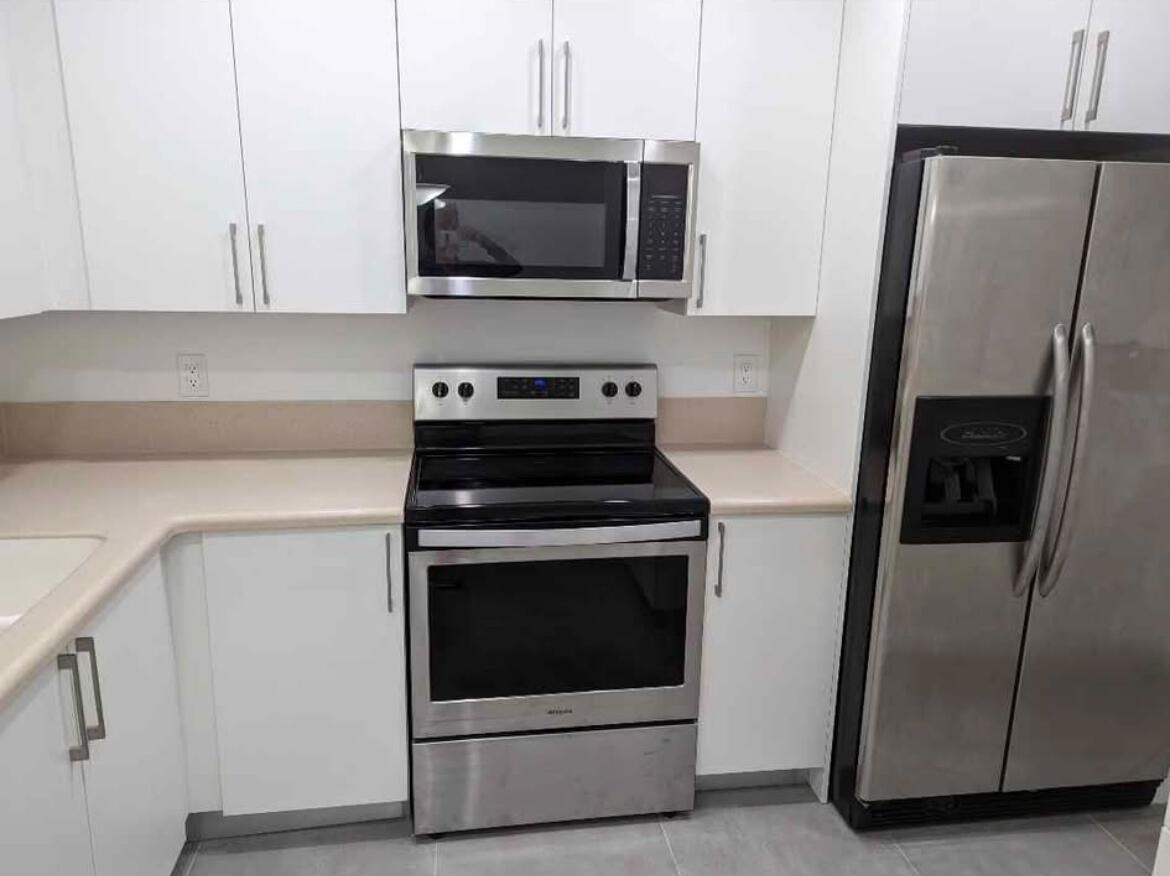 WATERVIEW ESTATES - Residential Lease