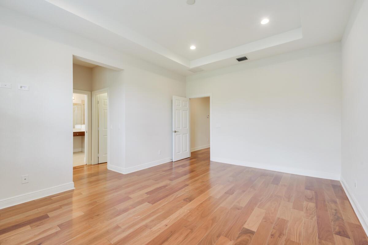 PALOMA - Residential Lease