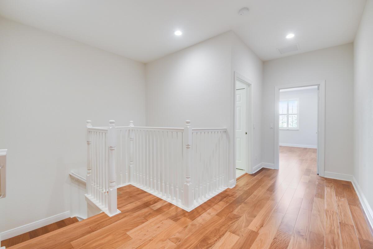 PALOMA - Residential Lease