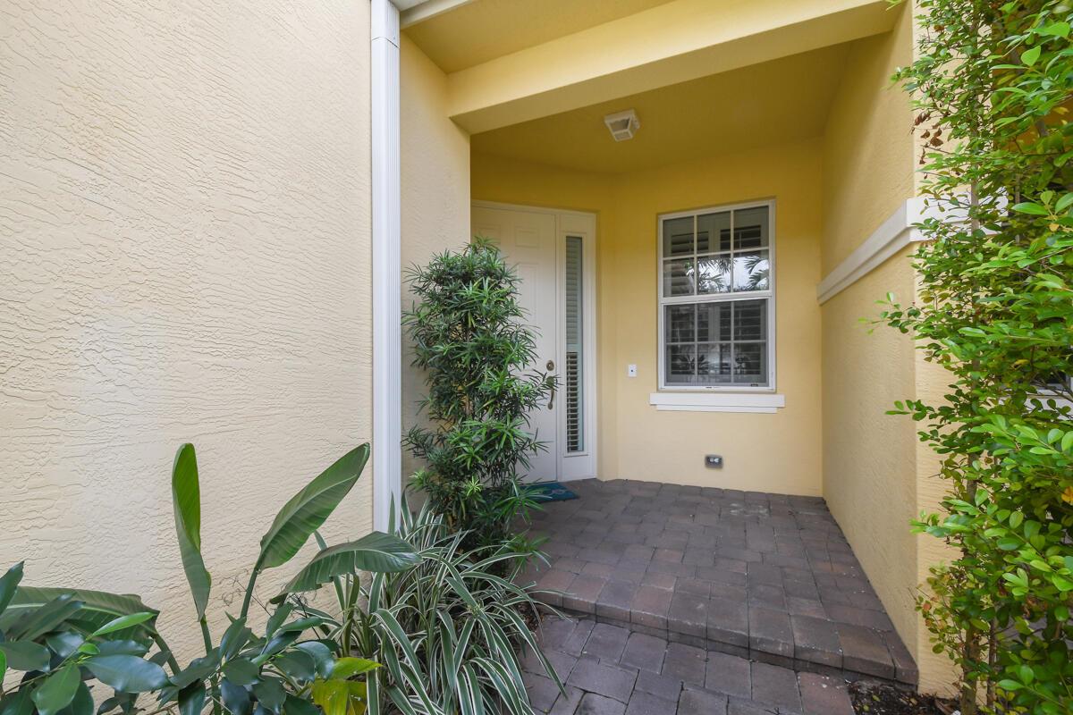 View photos, virtual tours, details... 4644 Cadiz Circle