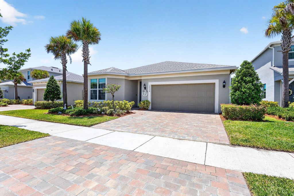 Photo of 12336 SW Myrtle Oak Drive, Port Saint Lucie, FL 34987 (MLS # B26025257)