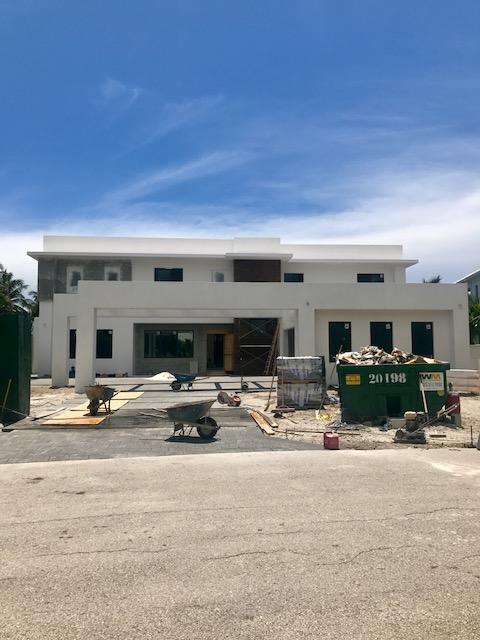 ROYAL PALM YACHT & COUNTRY CLUB - Residential