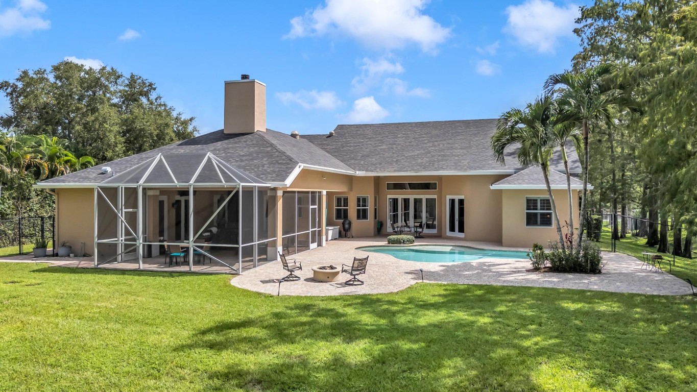 PINE TREE ESTATES - Residential