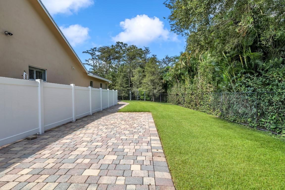 PINE TREE ESTATES - Residential