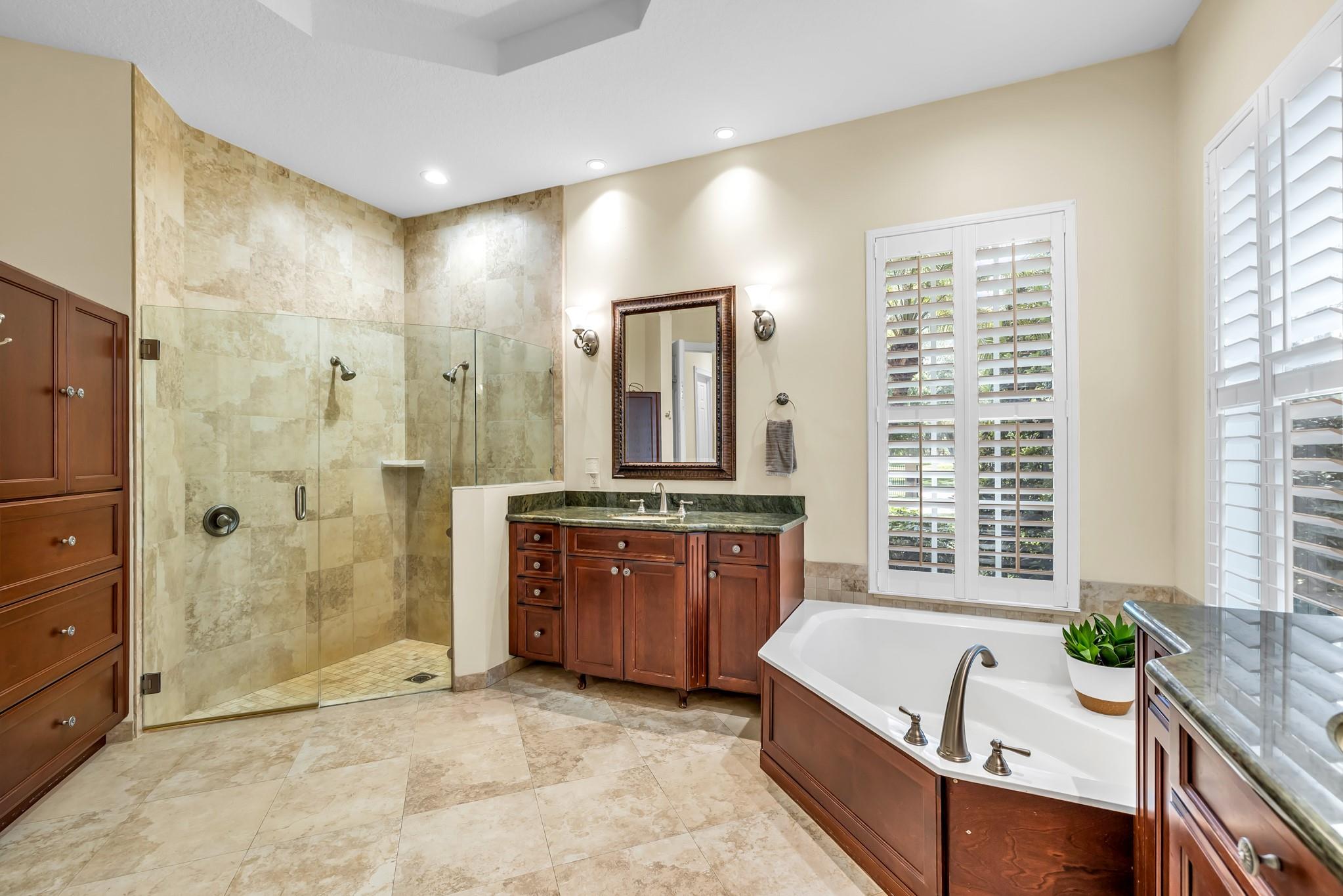 PINE TREE ESTATES - Residential