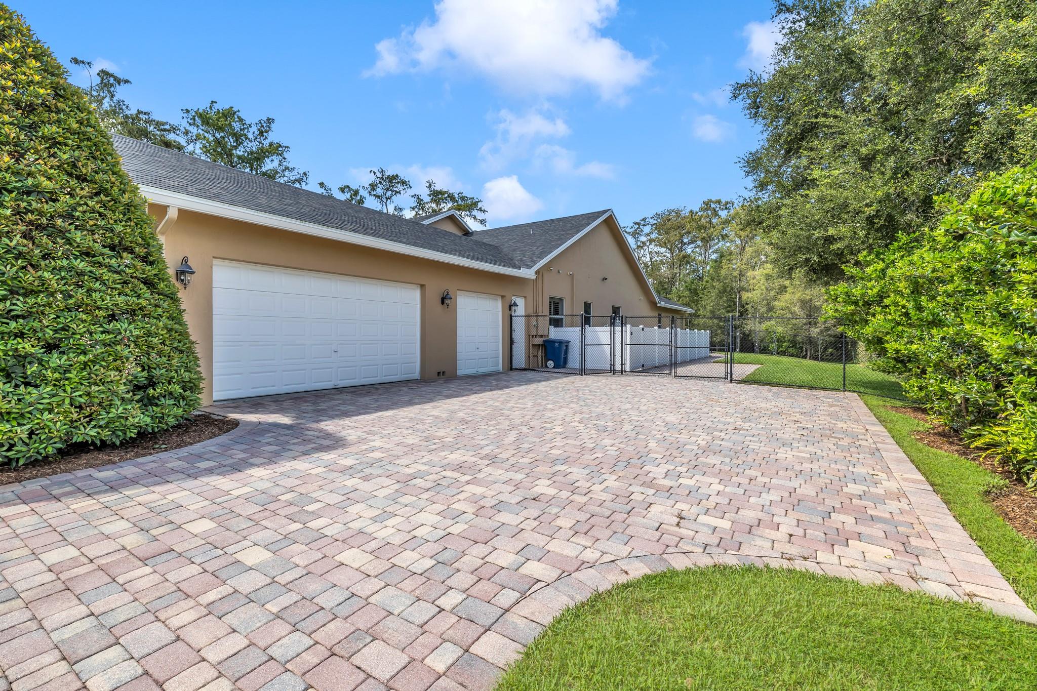 PINE TREE ESTATES - Residential