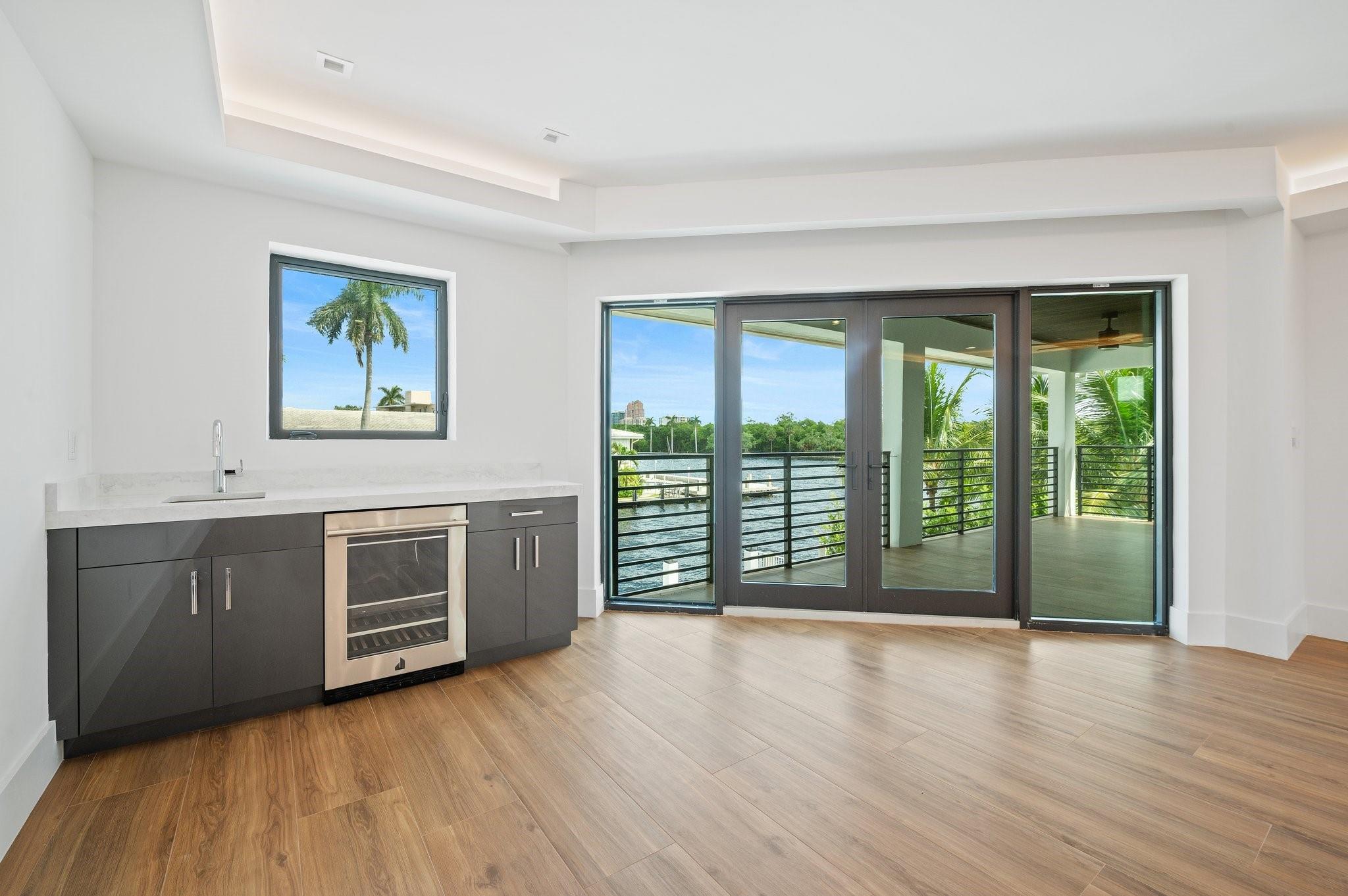 Beach Way Heights - Residential