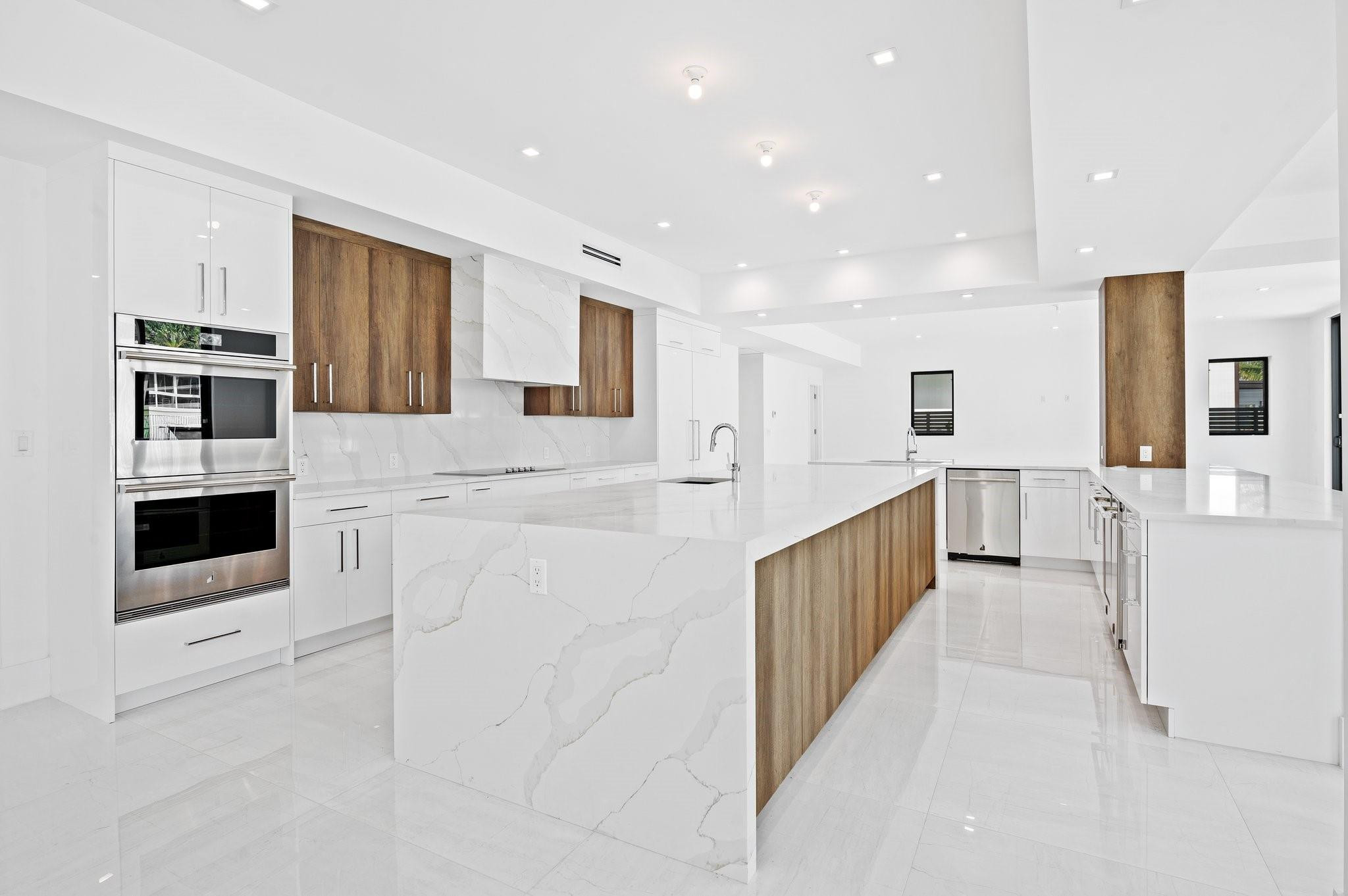 Beach Way Heights - Residential