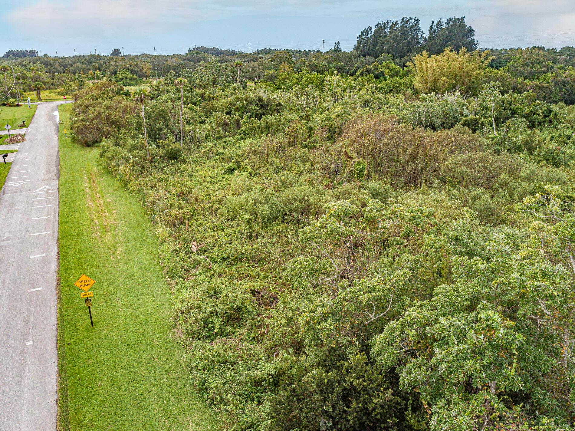 METES AND BOUNDS - Land