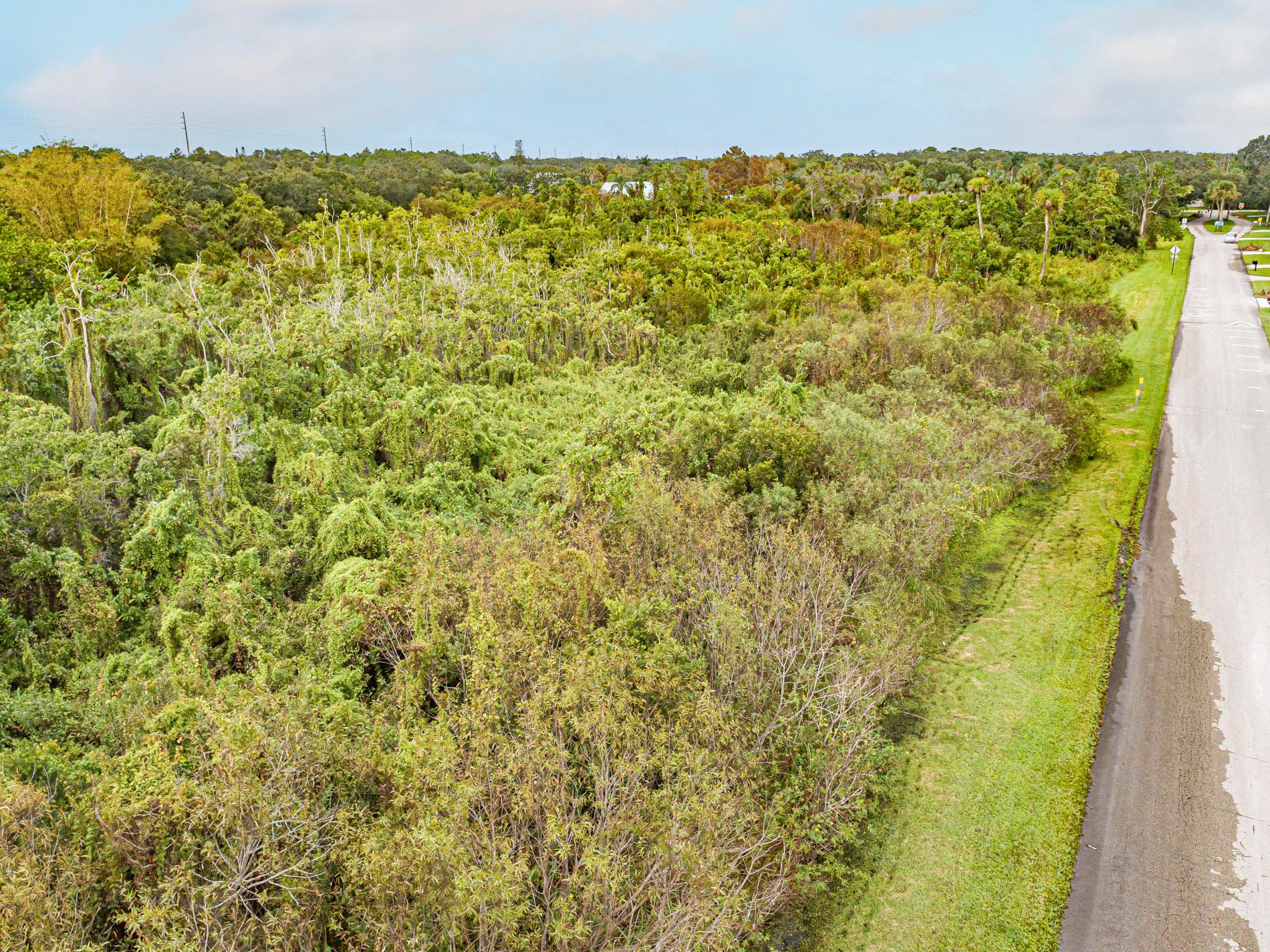 METES AND BOUNDS - Land