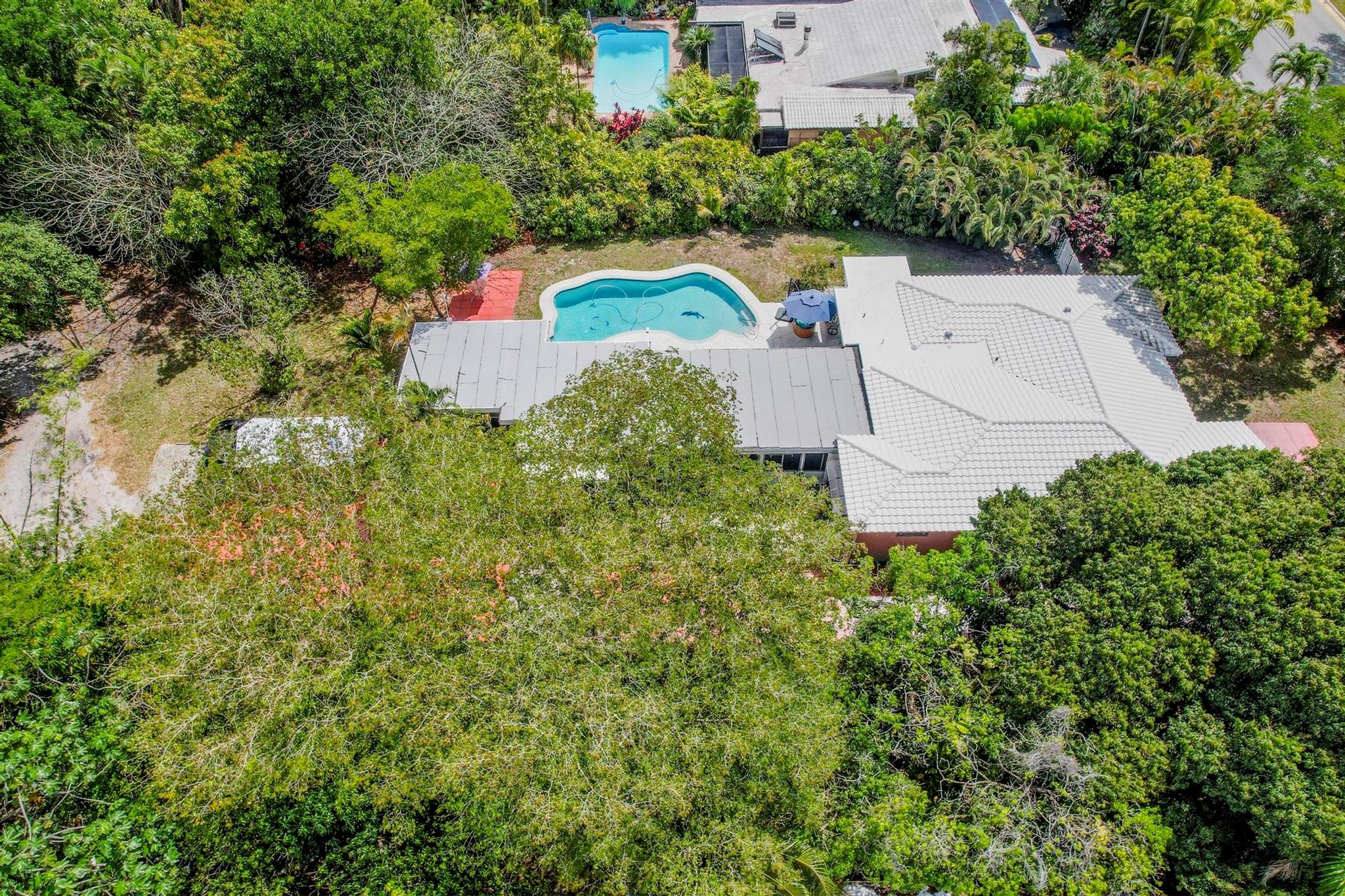 PLANTATION - Residential