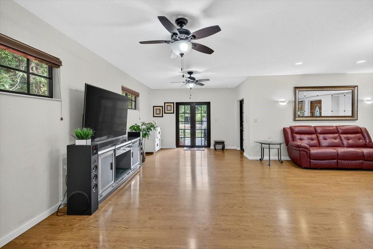 PLANTATION - Residential