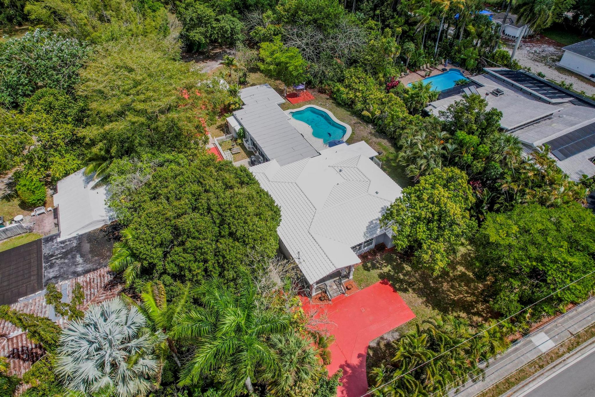 PLANTATION - Residential