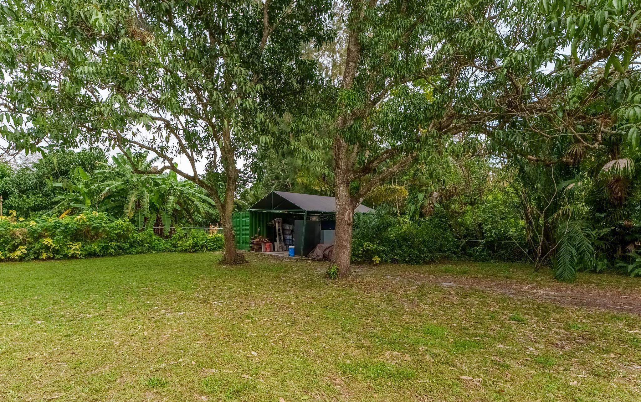 PLANTATION - Residential