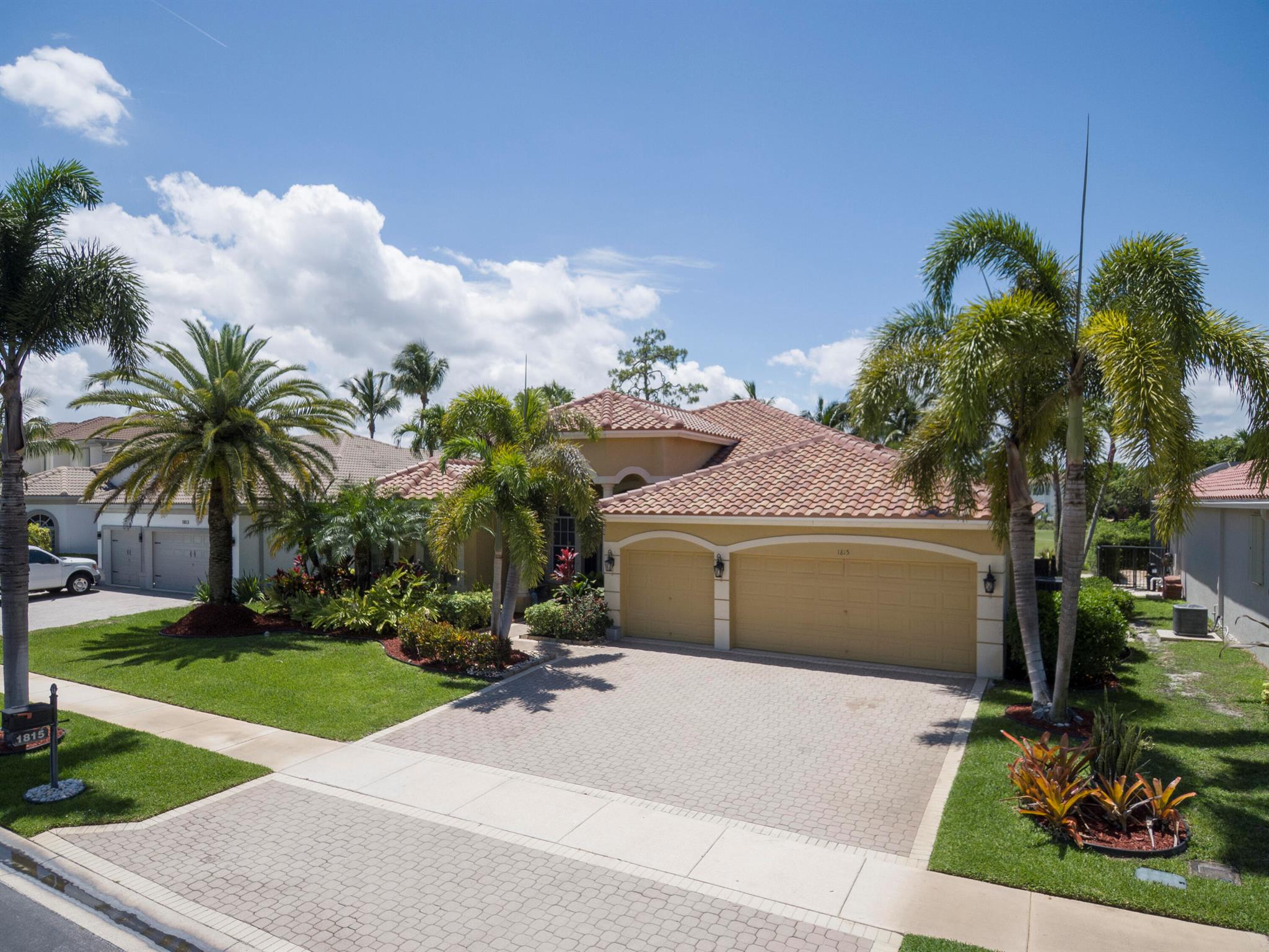 MADISON GREEN 1 - Residential