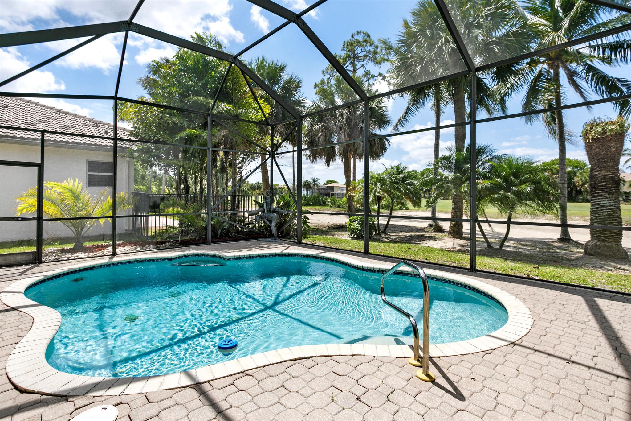 MADISON GREEN 1 - Residential