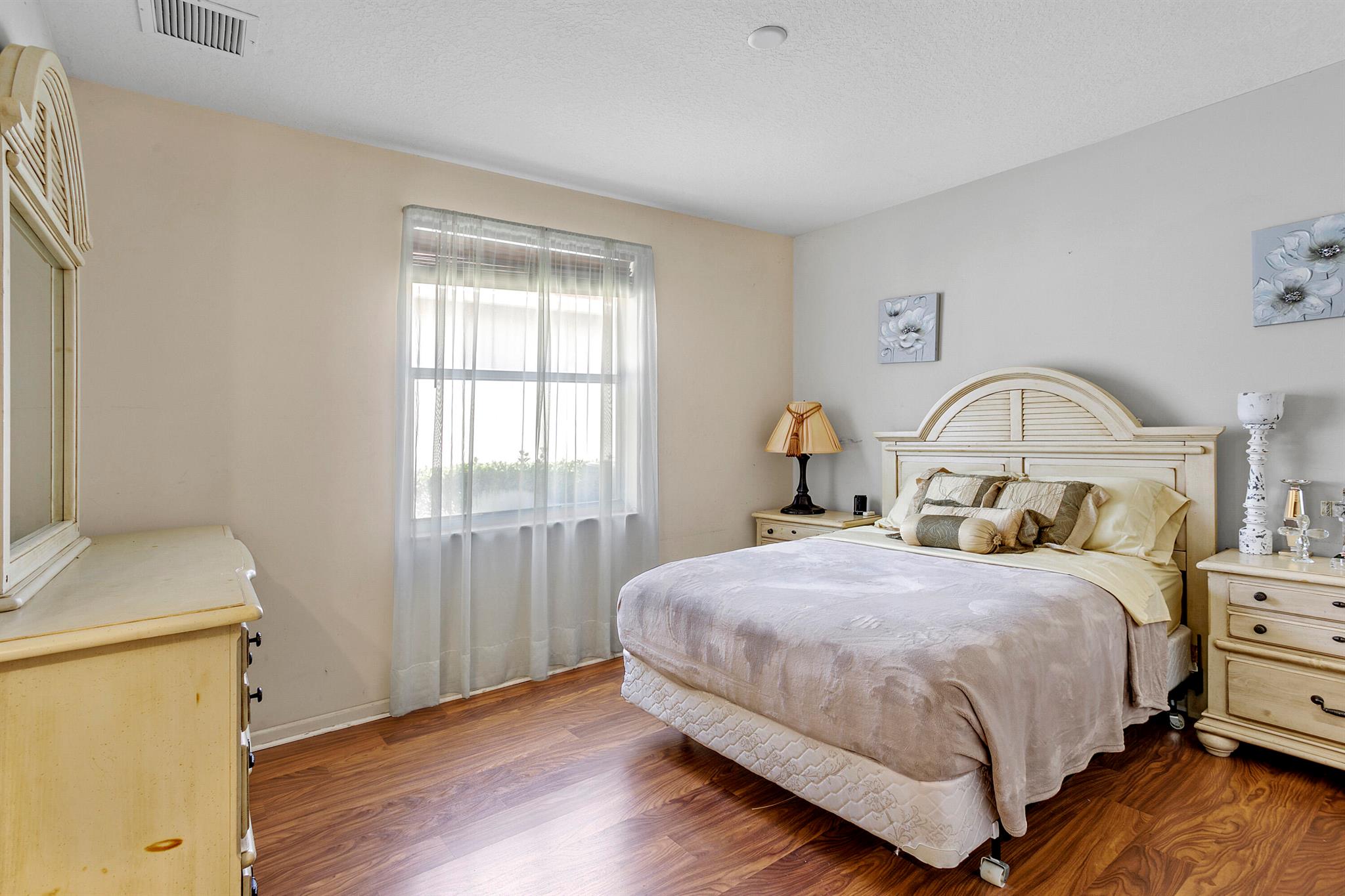 MADISON GREEN 1 - Residential