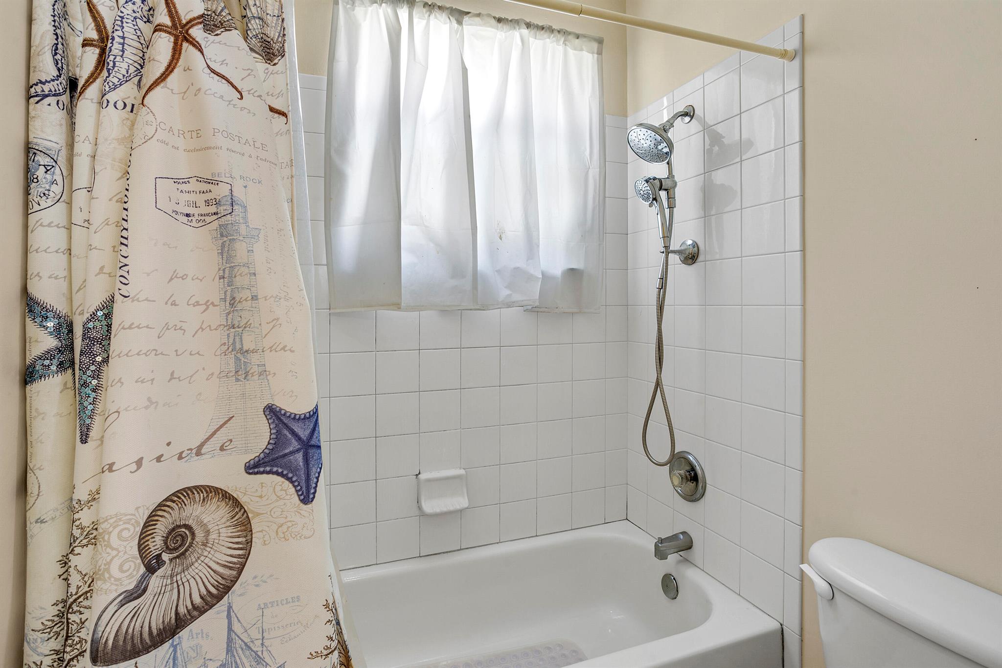 MADISON GREEN 1 - Residential