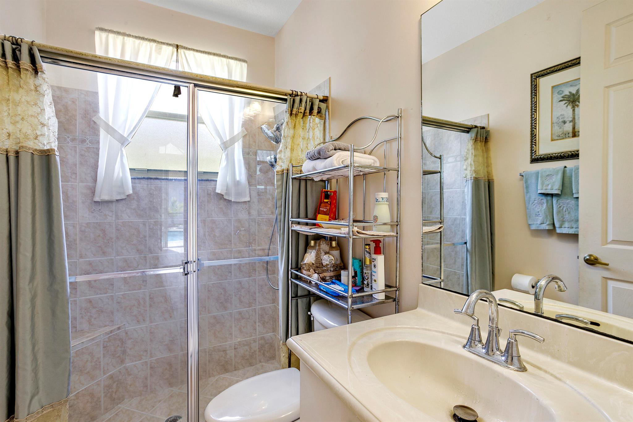 MADISON GREEN 1 - Residential