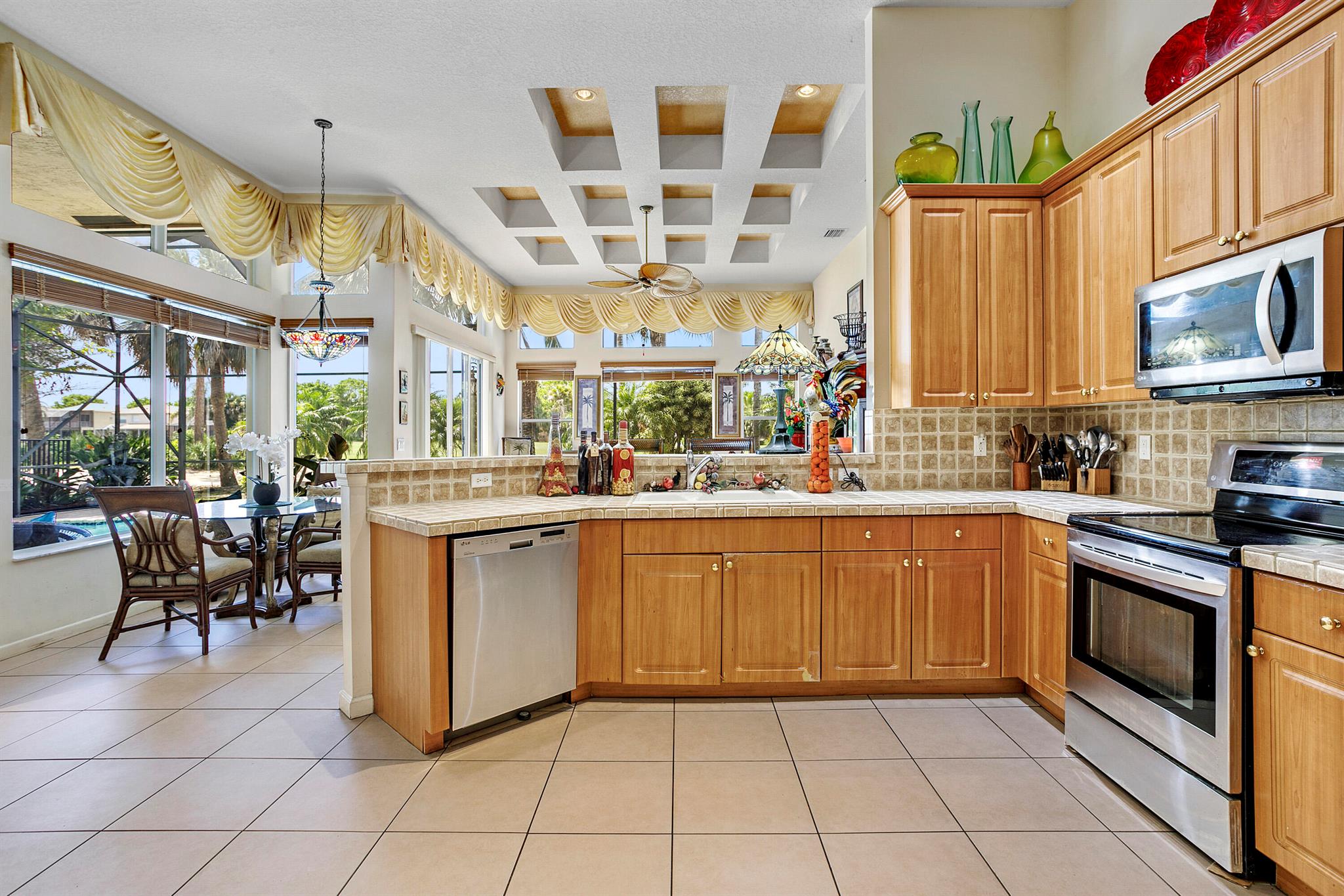 MADISON GREEN 1 - Residential