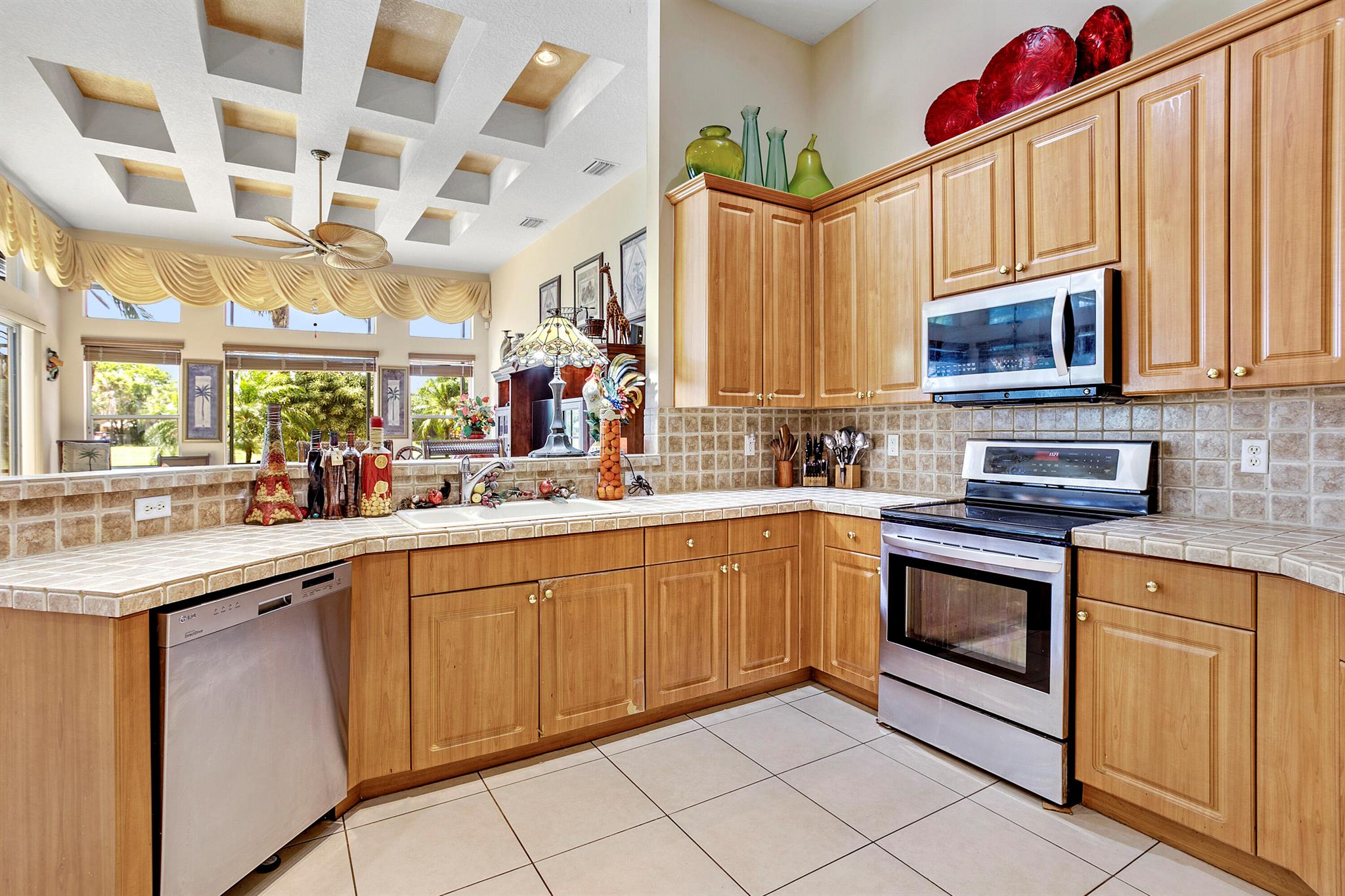 MADISON GREEN 1 - Residential