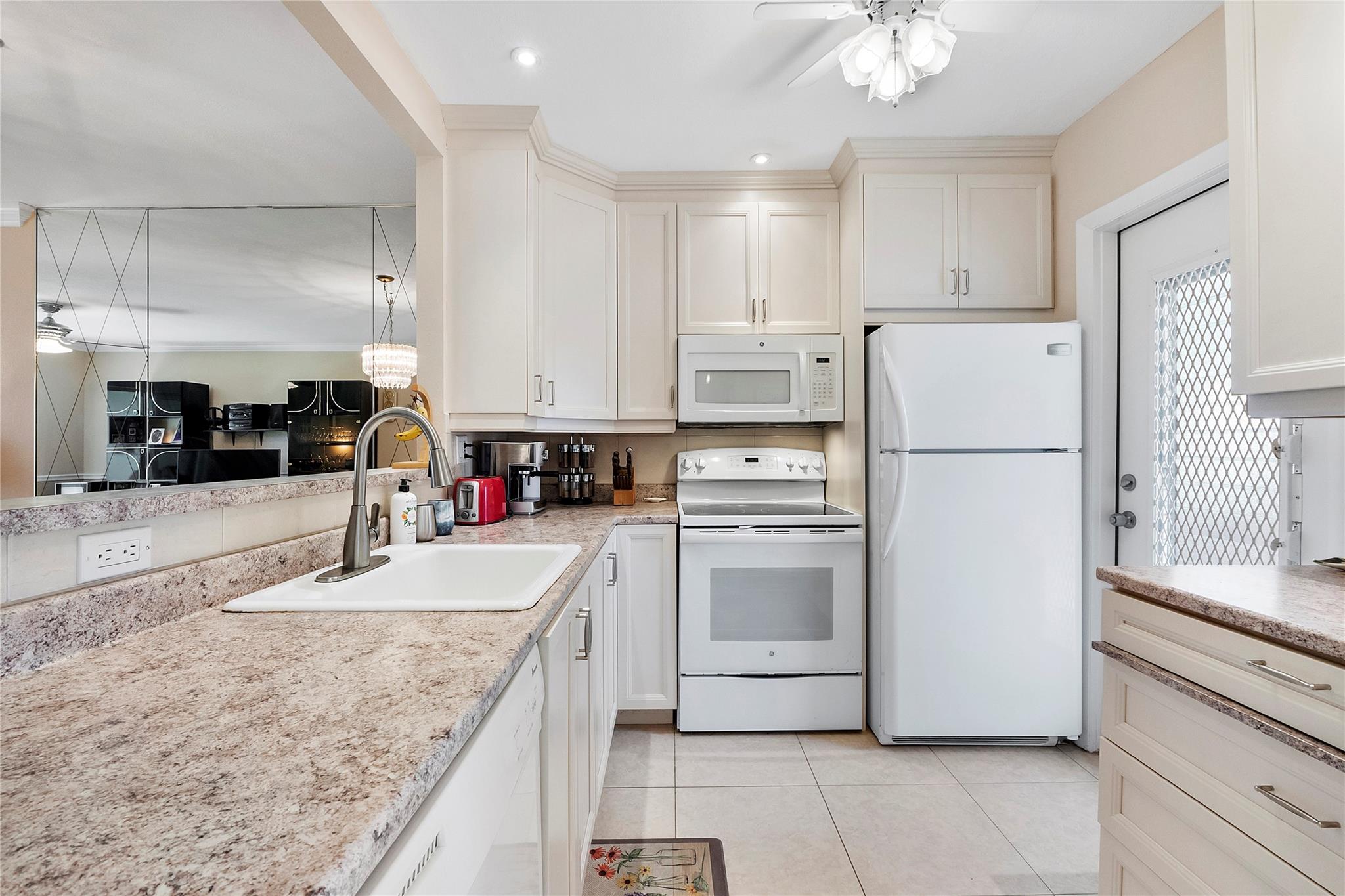 JONQUIL GARDENS - Residential